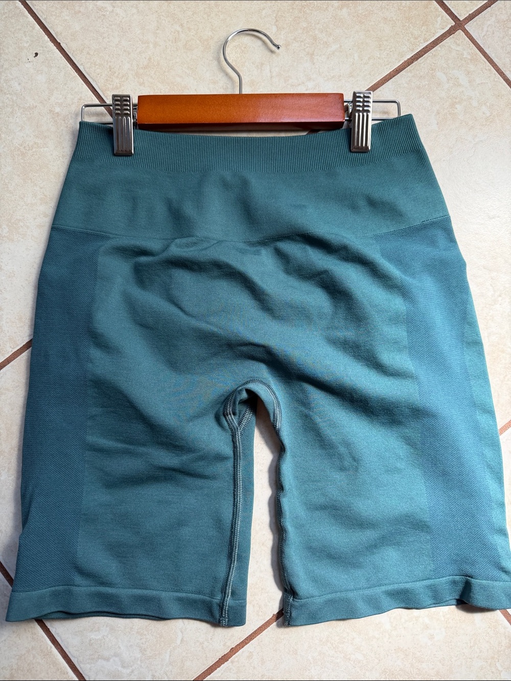 Amplify High-Waist Bike Shorts